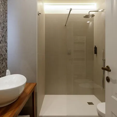 Pensjonat Neris Boutique 3*