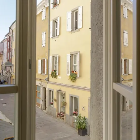 Pensjonat Neris Boutique 3*